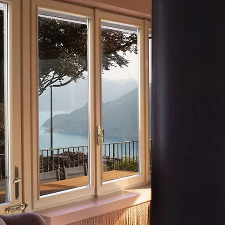 La Noire Villa *